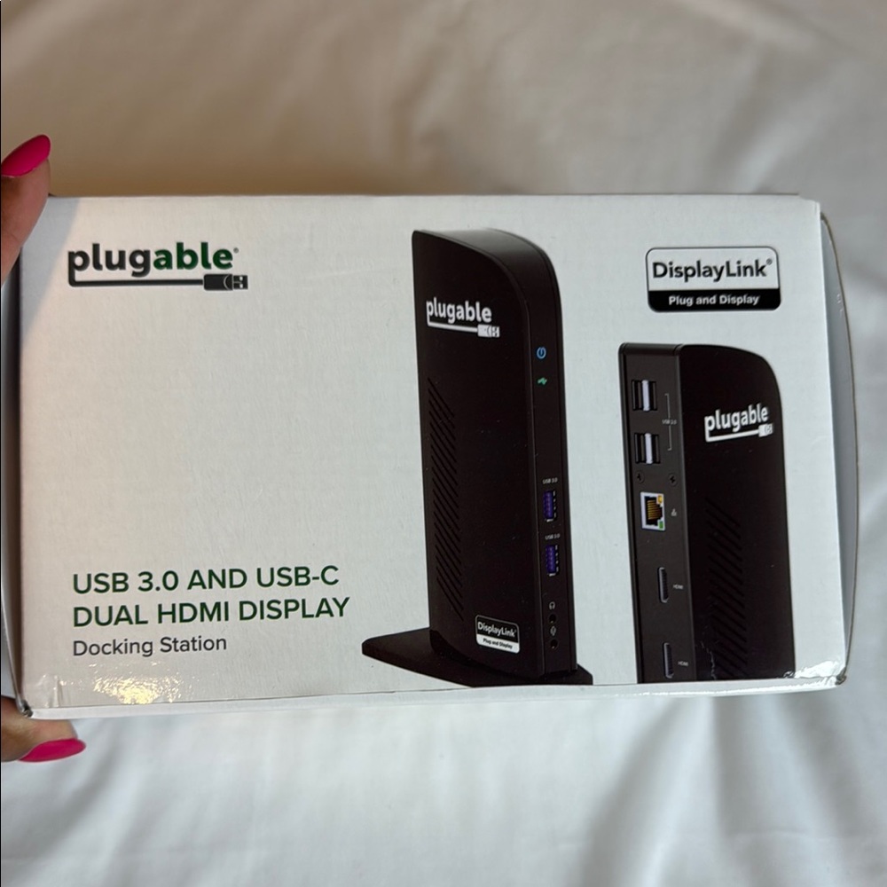 Plugable 12-in-1 USB 3.0 and USB-C Dual HDMI Docking Station